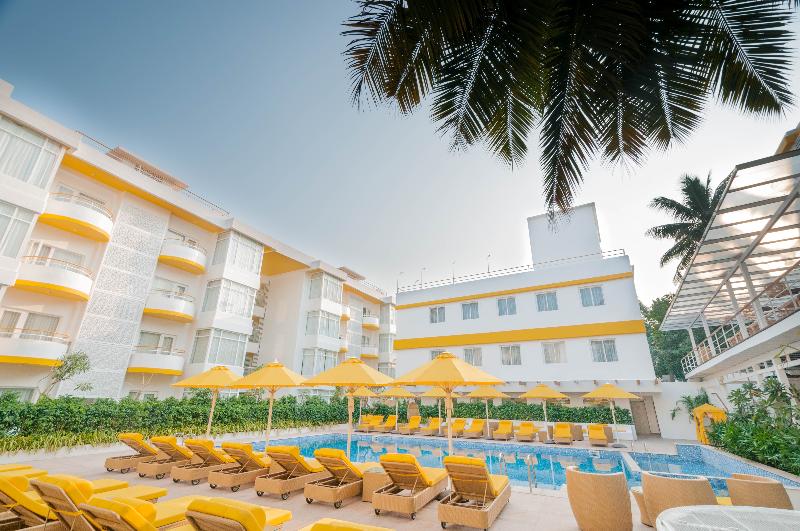 BloomSuites - Calangute exterior, 4-Star hotel in Calangute