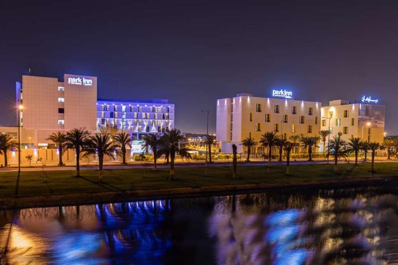 Radisson Hotel & Apartments Dammam Industrial City, 4-star hotel in Dammam
