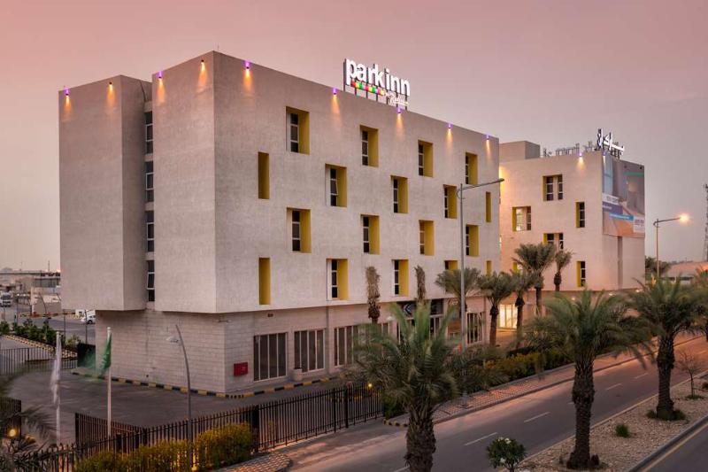 Photo of Radisson Hotel & Apartments Dammam Industrial City, 4-star hotel in Dammam