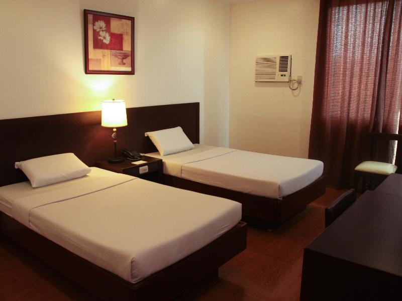 Photo of De Luxe Hotel, 2-star hotel in Cagayan de Oro