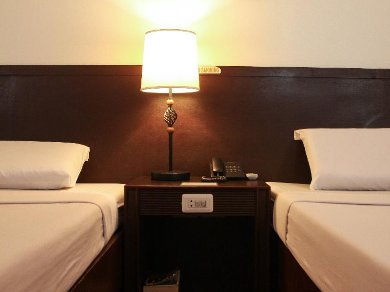 Photo of De Luxe Hotel, 2-star hotel in Cagayan de Oro