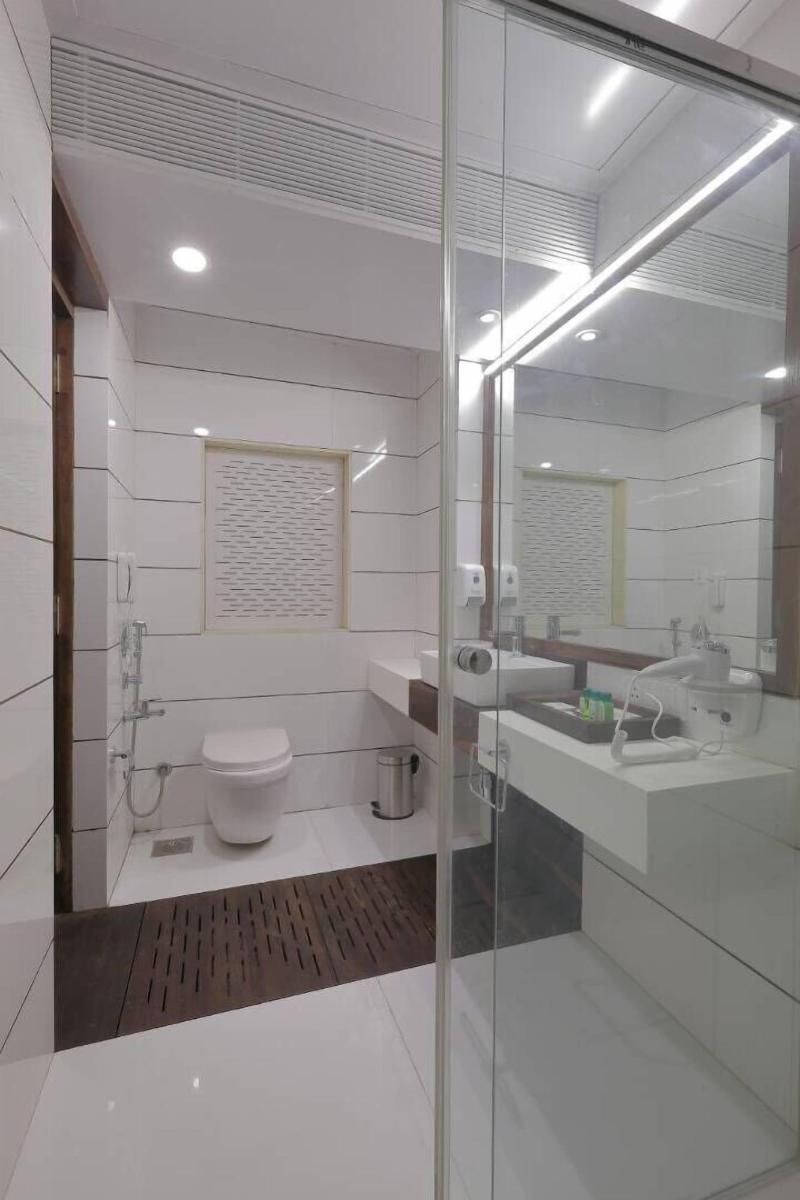 Photo of Hotel Silver Heights, 3-star hotel in Ahmedabad