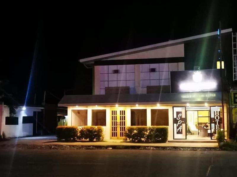 Photo of Anton's Inn Hotel, 3-star hotel in Balanga