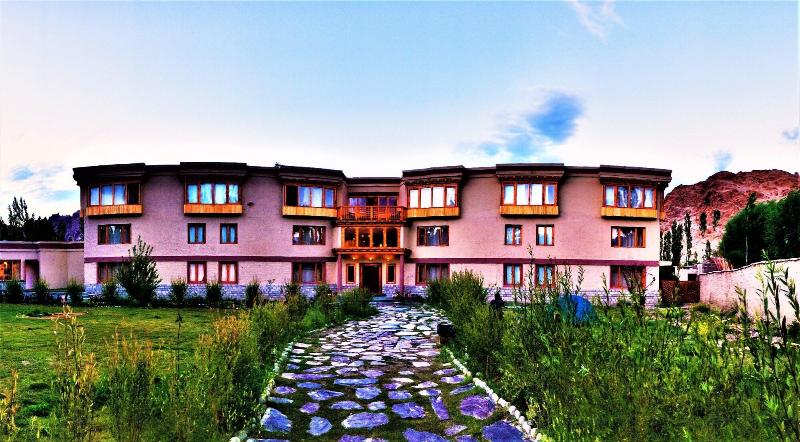 The Driftwood Ladakh, 4-star hotel in Leh