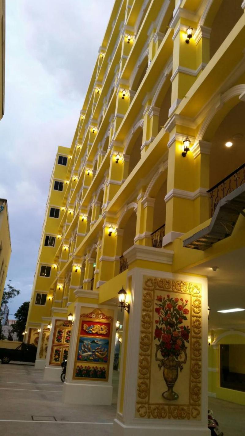 Phuket Chinoinn Hotel, Singapore