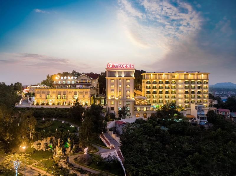 Phoenix Resort Bac Ninh, Singapore