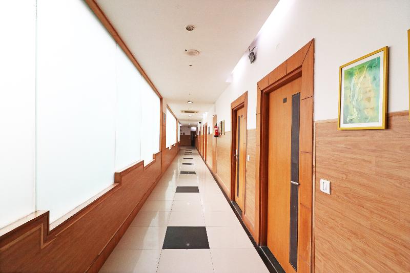 Photo of OYO 421 One Hotel, 2-star hotel in Delhi (and vicinity)