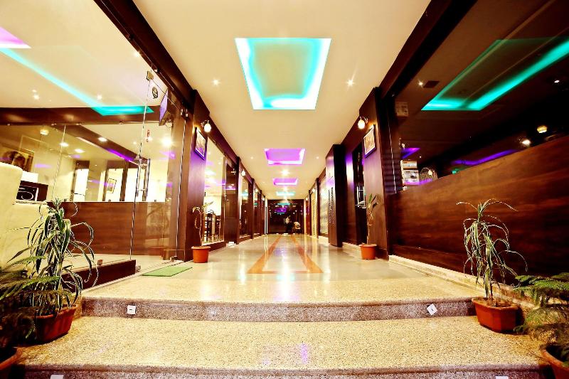 Photo of Hotel Royal Dezire, 3-star hotel in Udaipur