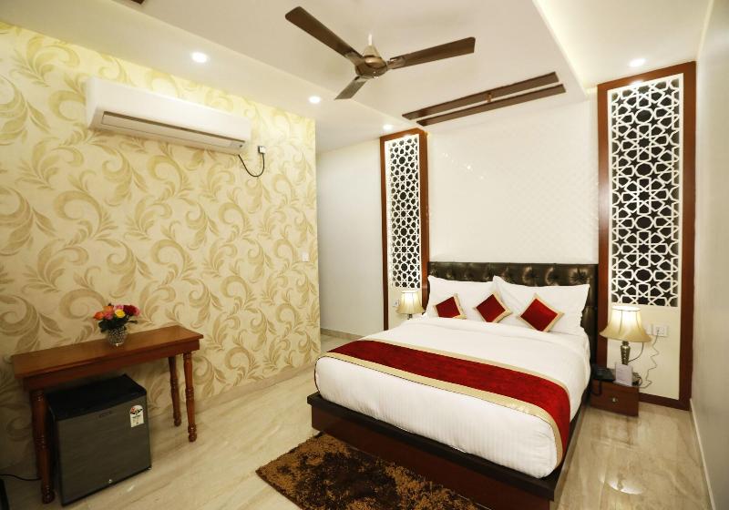 Photo of Hotel MGM Residency, 3-star hotel in Delhi (and vicinity)