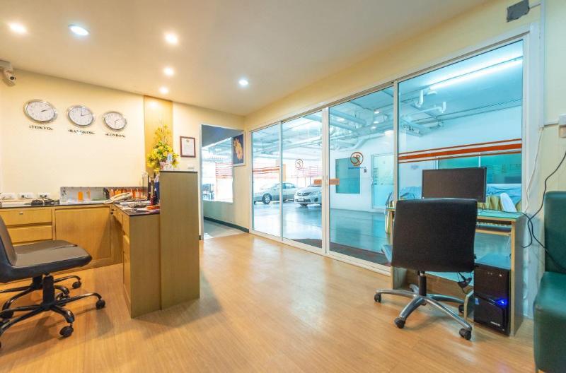 Photo of Klean Residence Hotel, 3-star hotel in Bangkok (and vicinity)