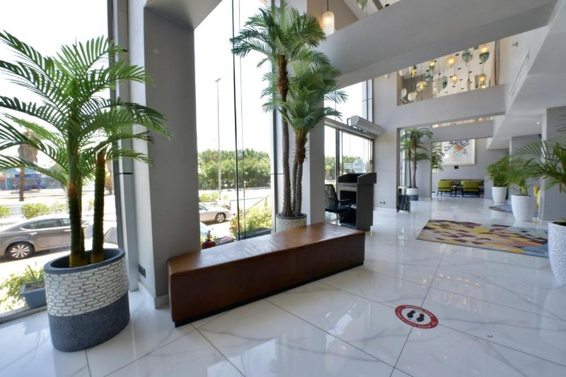 Photo of Bram Hotel Suites, 4-star hotel in Al-Safa