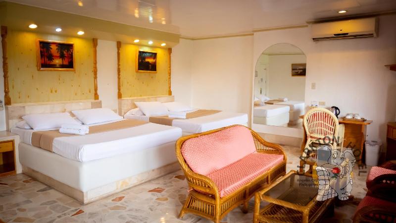 Photo of Clarkton Hotel, 3-star hotel in Angeles City (and vicinity)