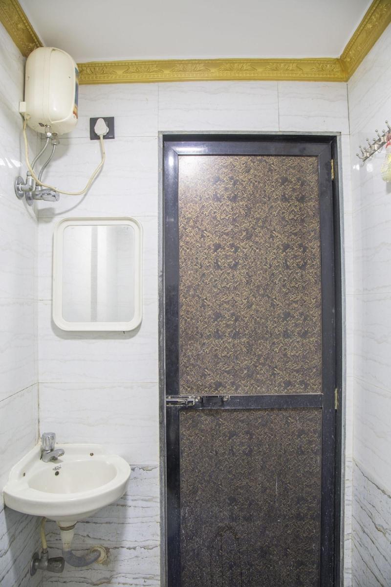 Photo of Relax Guest House, 3-star hotel in Mumbai (and vicinity)