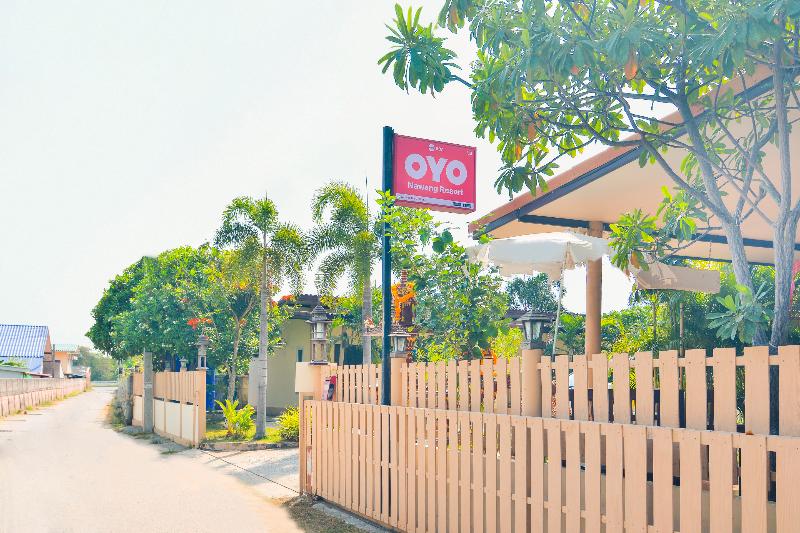 Photo of OYO 607 Nawang Resort, 2-star hotel in Hua Hin (and vicinity)