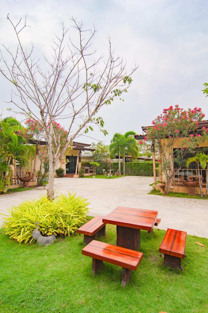 Photo of OYO 607 Nawang Resort, 2-star hotel in Hua Hin (and vicinity)