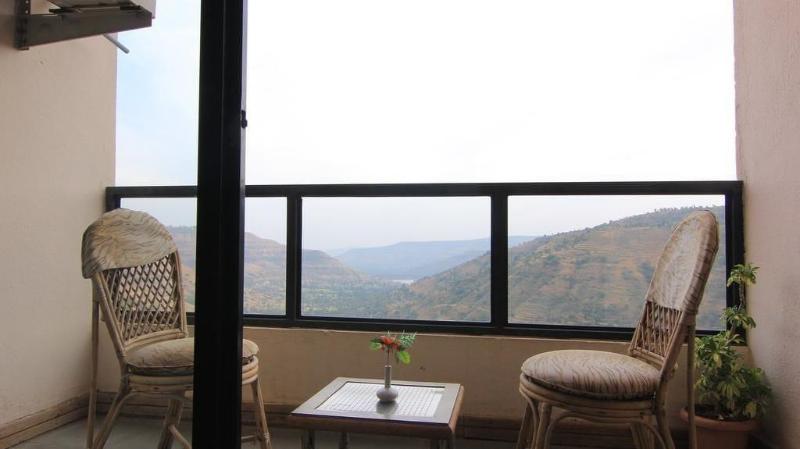 Photo of Mount View Executive  The Valley Resort, 3-star hotel in Mahabaleshwar (and vicinity)