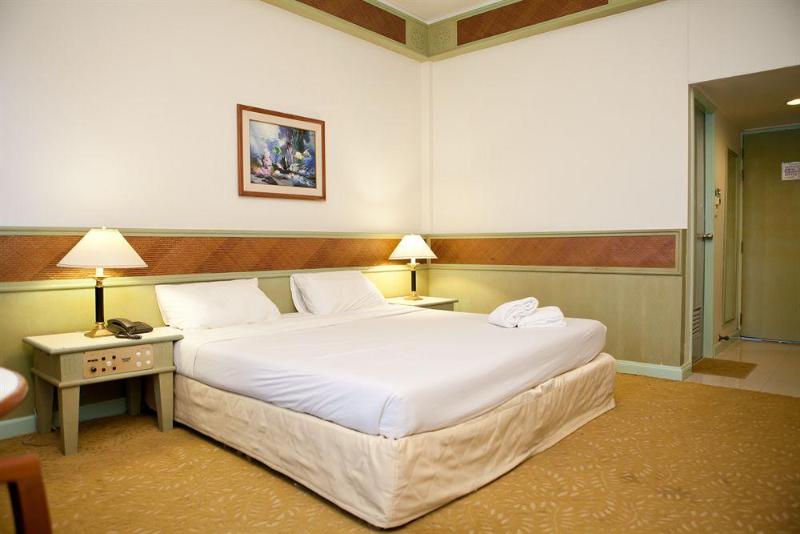 Photo of The Tanyong Hotel Narathiwat, 3-star hotel in Narathiwat