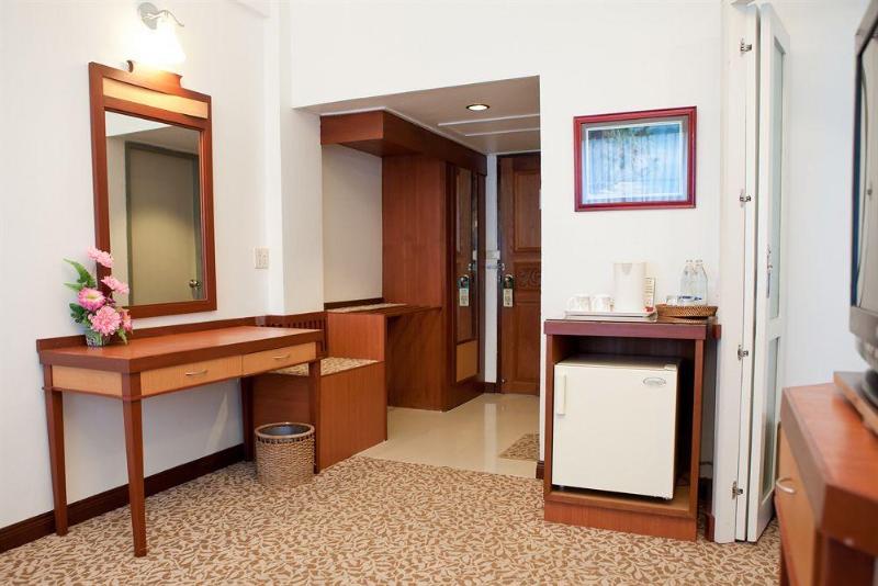 Photo of The Tanyong Hotel Narathiwat, 3-star hotel in Narathiwat