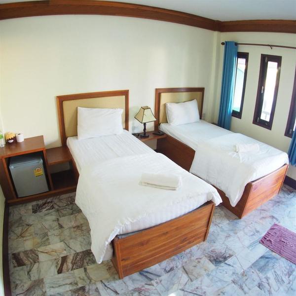 Needa Rock Resort exterior, 3-Star hotel in Khanom