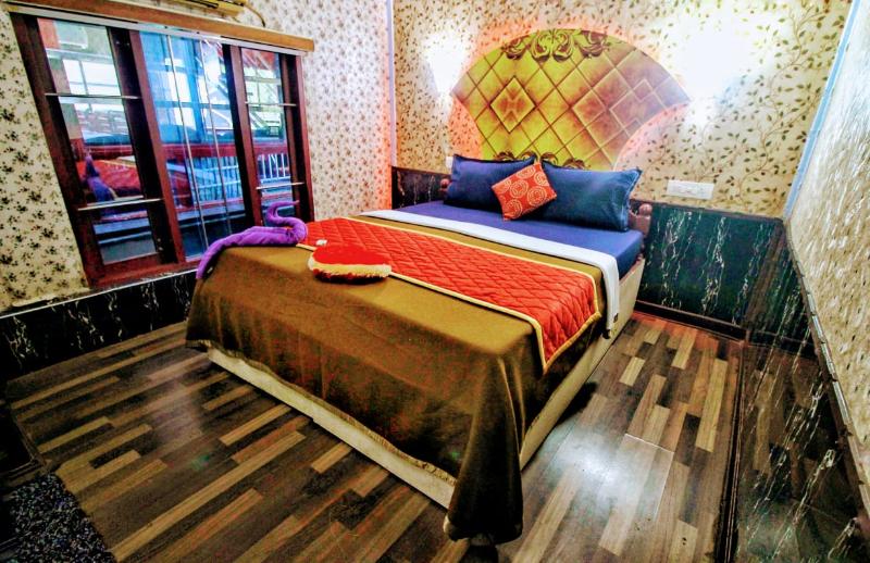 Photo of Cosy Houseboats, 3-star hotel in Alappuzha