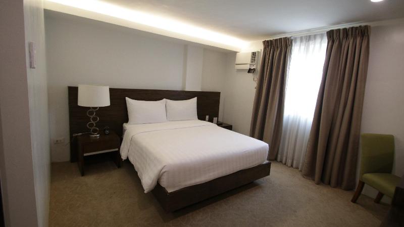 Photo of Top Star Hotel, 3-star hotel in Cabanatuan