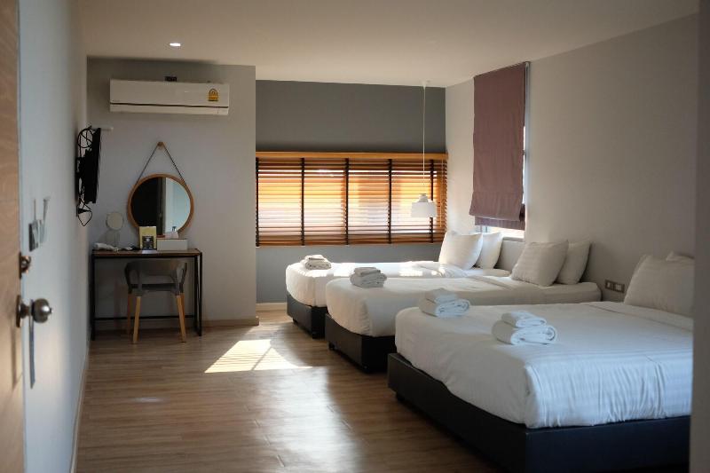 Photo of Wara Boutique Hotel, 3-star hotel in Ban Luam
