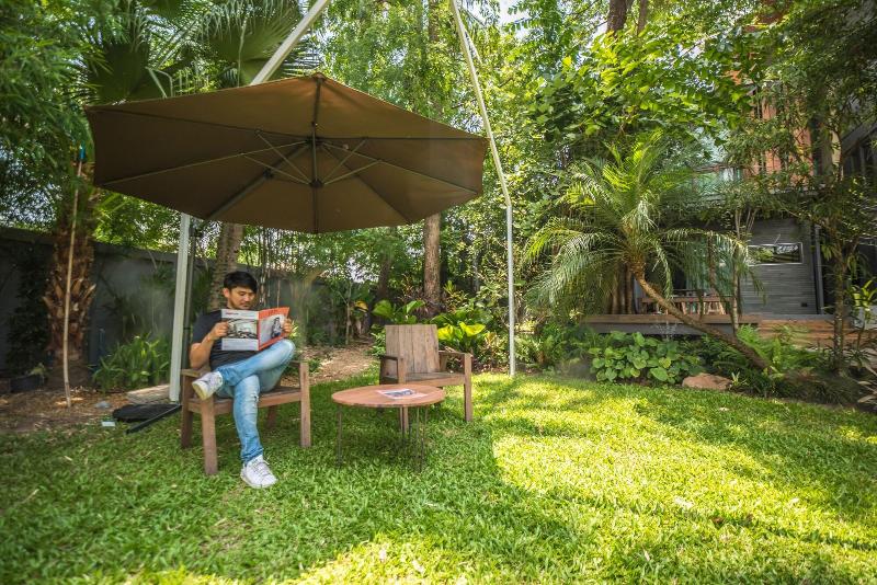 Photo of Wara Boutique Hotel, 3-star hotel in Ban Luam