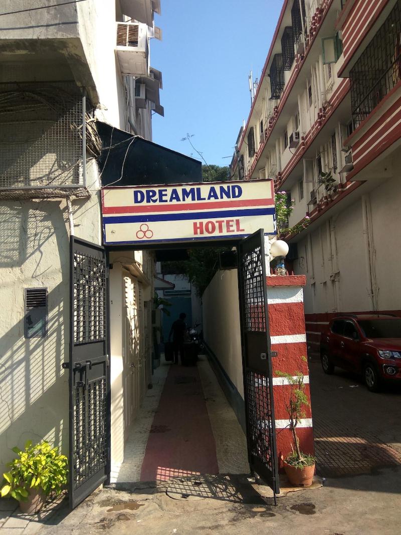 Photo of Dreamland Hotel, 2-star hotel in Mumbai (and vicinity)