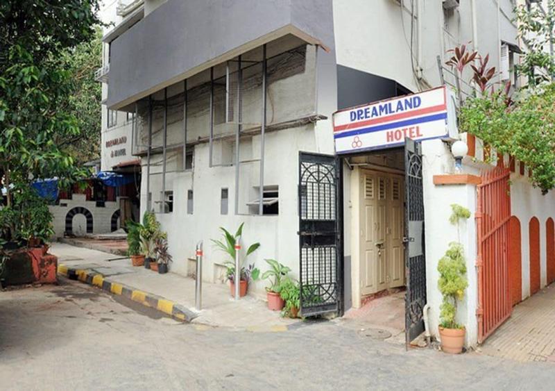 Photo of Dreamland Hotel, 2-star hotel in Mumbai (and vicinity)