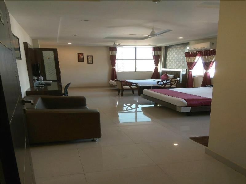 Photo of Hotel Olympia Inn, 3-star hotel in Hyderabad (and vicinity)