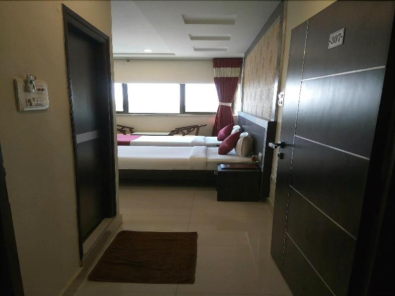 Photo of Hotel Olympia Inn, 3-star hotel in Hyderabad (and vicinity)