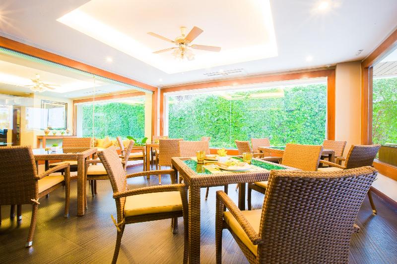 Romantic Hotel Khonkaen, Singapore