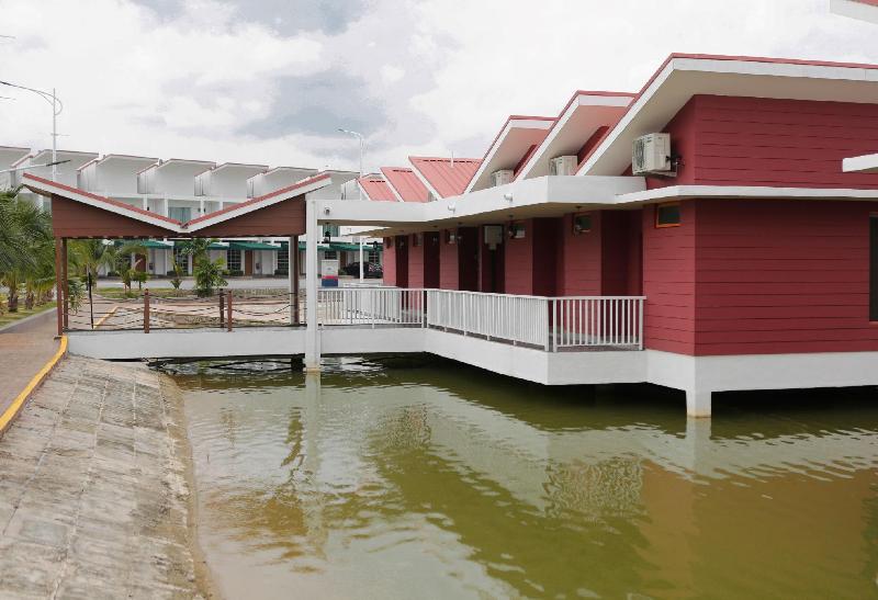 Photo of Tasik Villa International Resort, 4-star hotel in Port Dickson