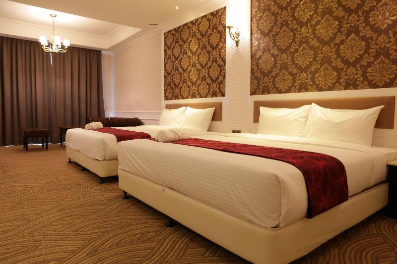 Photo of Tasik Villa International Resort, 4-star hotel in Port Dickson