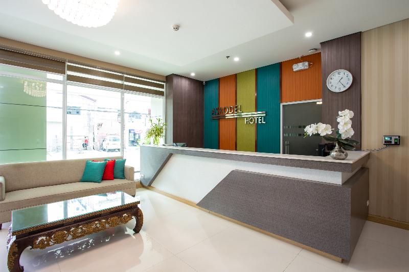 Photo of Capital O 176 Bliss Hotel, 3-star hotel in Angeles City