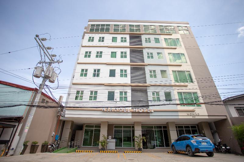 Photo of Capital O 176 Bliss Hotel, 3-star hotel in Angeles City