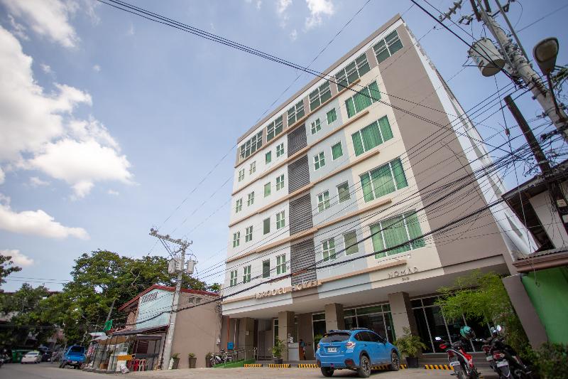 Photo of Capital O 176 Bliss Hotel, 3-star hotel in Angeles City