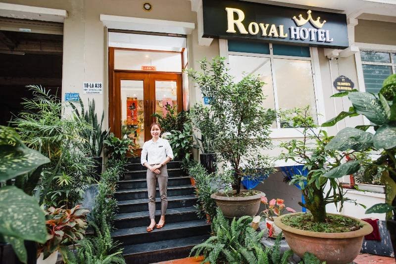 Royal, Singapore