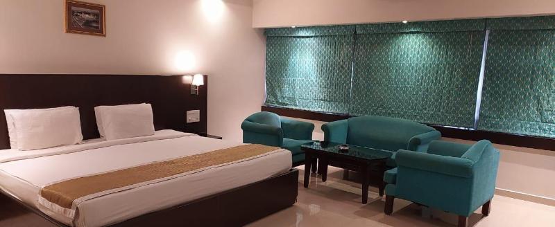 Photo of The  Curzon Court, 2-star hotel in Bengaluru (and vicinity)