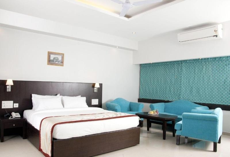 Photo of The  Curzon Court, 2-star hotel in Bengaluru (and vicinity)