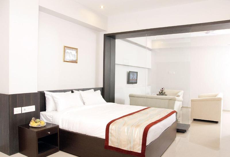 Photo of The  Curzon Court, 2-star hotel in Bengaluru (and vicinity)