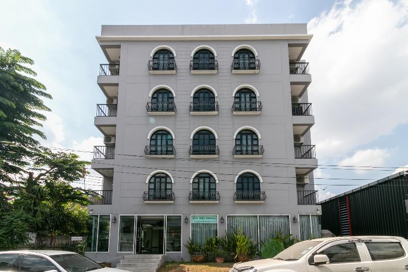 Resortel Lat Phrao 91, Singapore