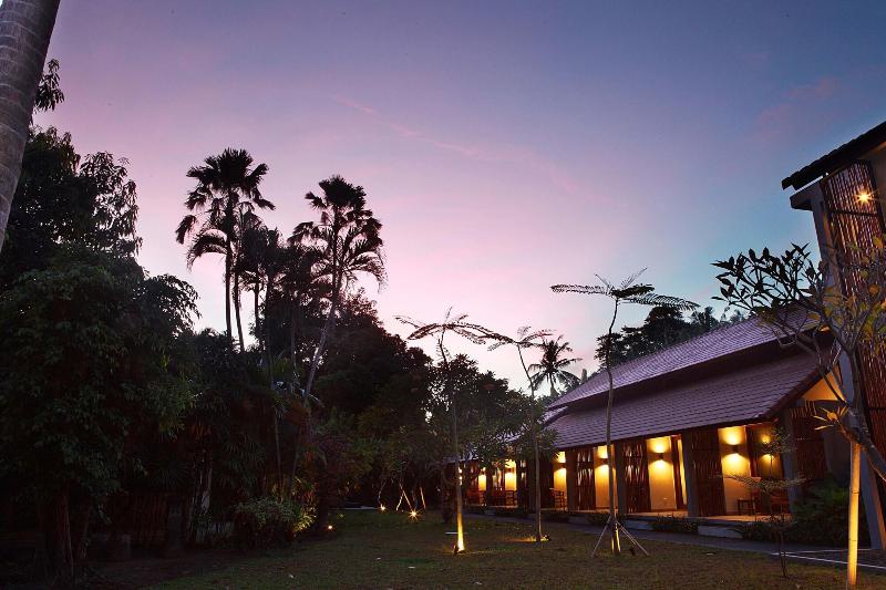 Adys Inn, Singapore
