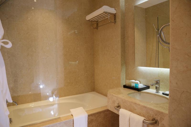 Photo of Naviti Warwick Al Khobar, 5-star hotel in Al Khobar