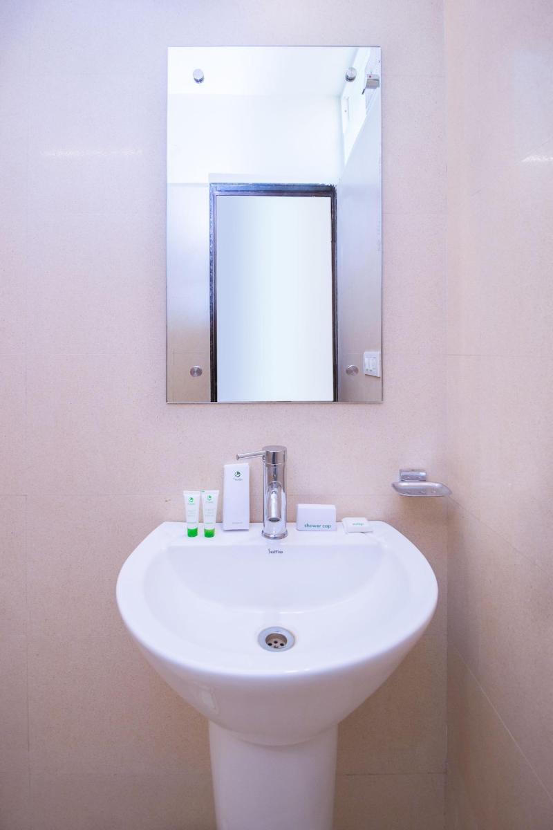 Photo of Itsy Hotels Arastu Inn, 3-star hotel in Hyderabad (and vicinity)