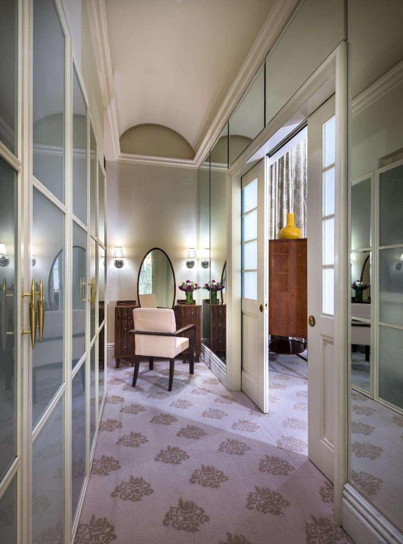 Photo of The Fullerton Hotel Singapore, 5-star hotel in Singapore