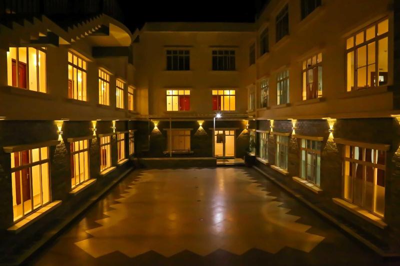 Photo of Sasthapuri Hotels, 3-star hotel in Ooty (and vicinity)