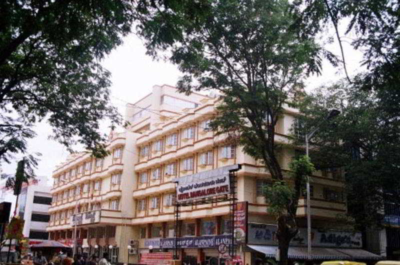 Photo of Hotel Bangalore Gate & Conferences, 3-star hotel in Bengaluru (and vicinity)