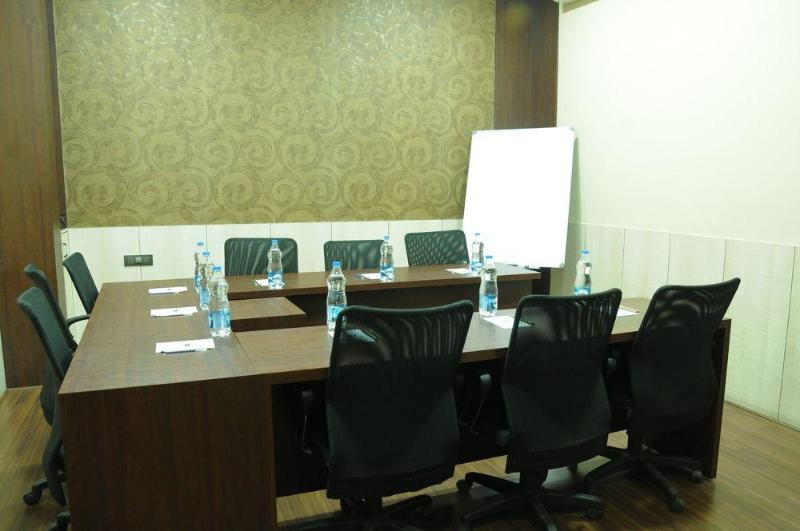 Photo of Hotel Bangalore Gate & Conferences, 3-star hotel in Bengaluru (and vicinity)