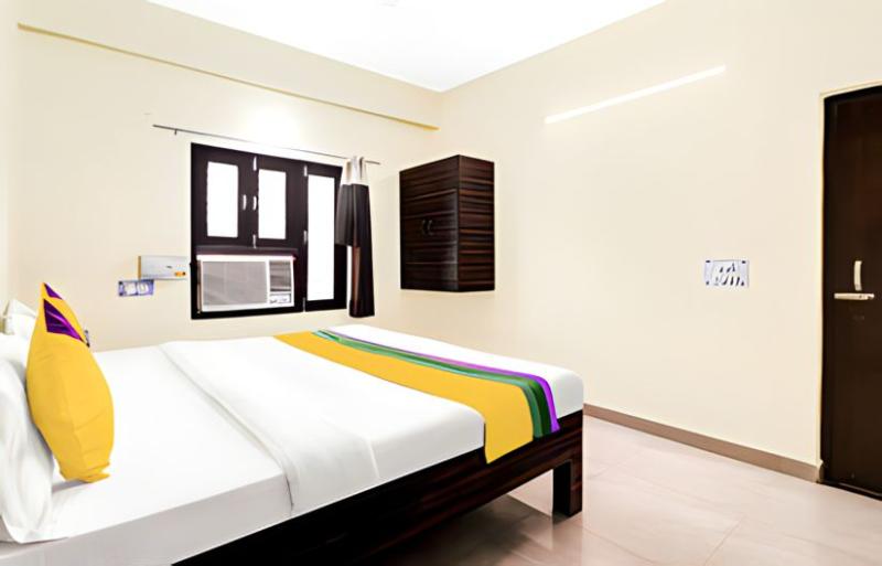 Photo of Hotel Pragati palace, 3-star hotel in Mathura (and vicinity)